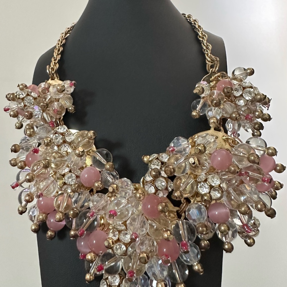 Elegant Gold and Pink Statement Necklace - Picture 3 of 7